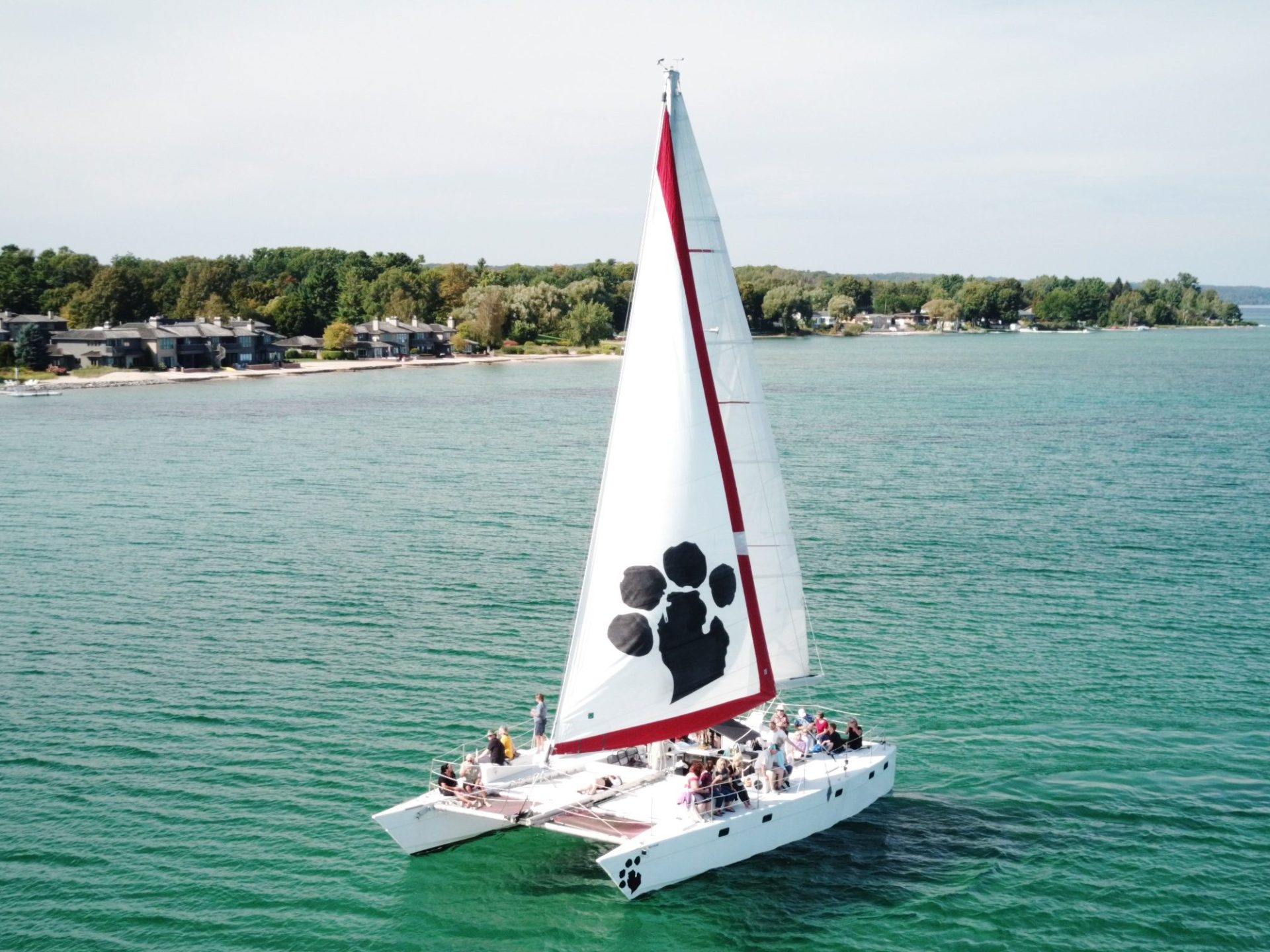 a small boat in a body of water